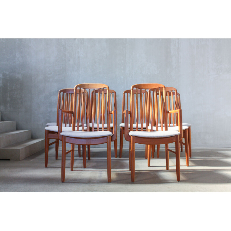 Set of 8 teak dining chairs by Benny Linden