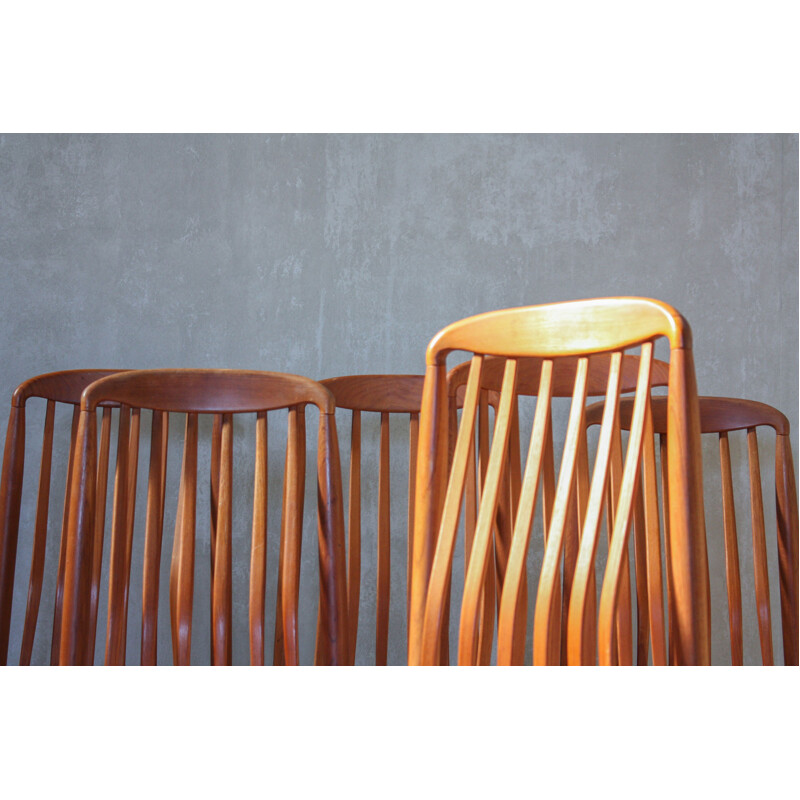 Set of 8 teak dining chairs by Benny Linden