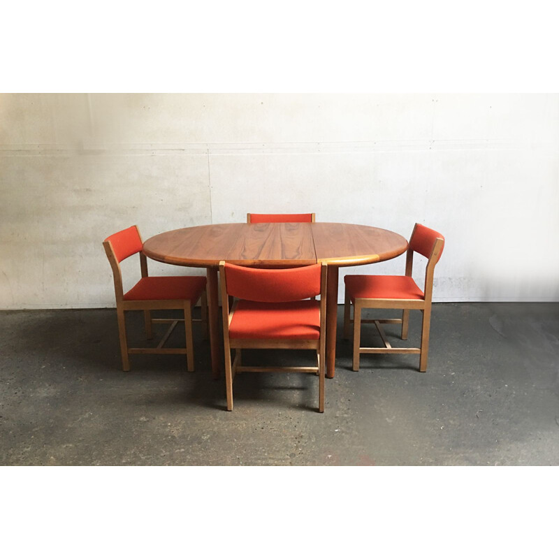 Table à manger danoise & 4 chaises oranges