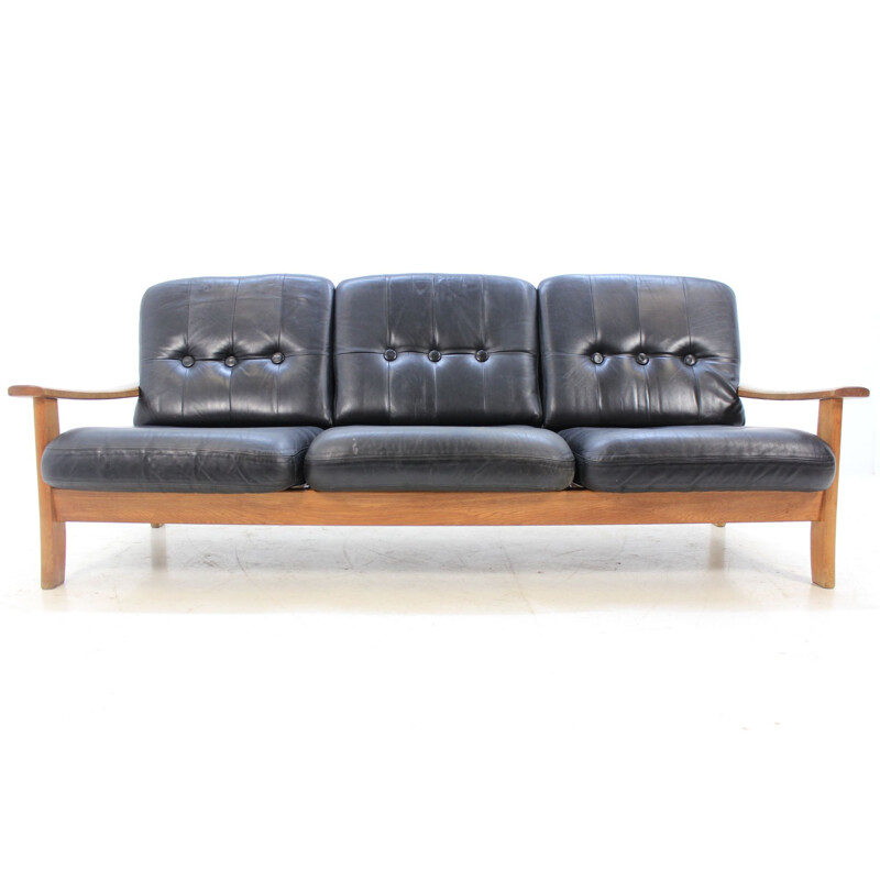 Vintage scandinavian 3-seater sofa in leather