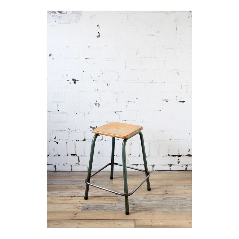 Set of 5 industrial stools by Gaston Cavaillon for Mullca