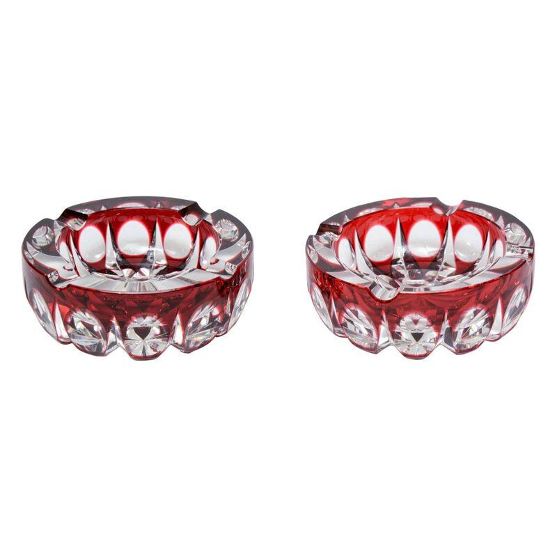 Set of 2 ashtrays in crystal by Saint Louis