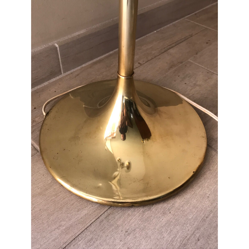 Vintage design floor lamp in brass