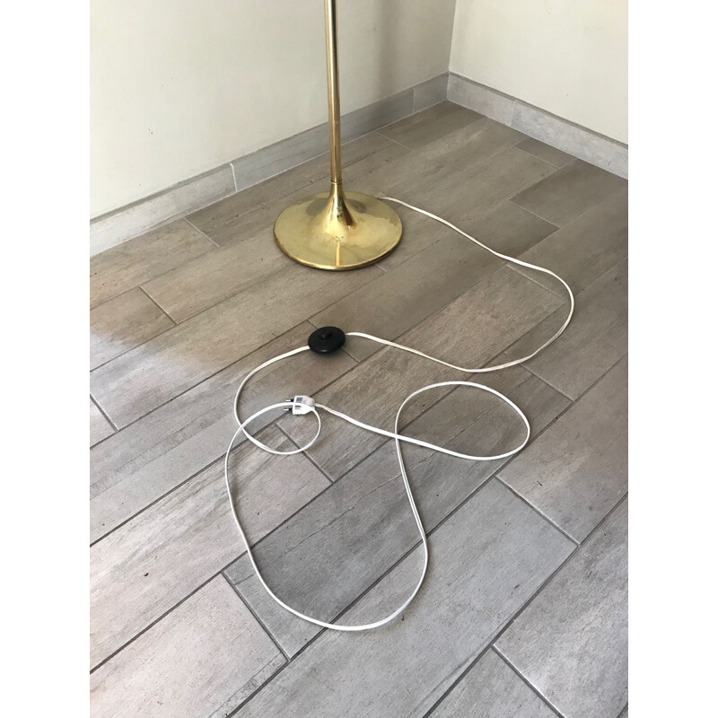 Vintage design floor lamp in brass