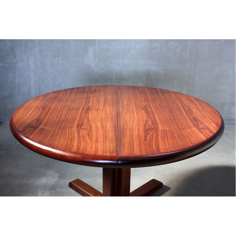 Vintage danish dining table from Skovby in rosewood 1960