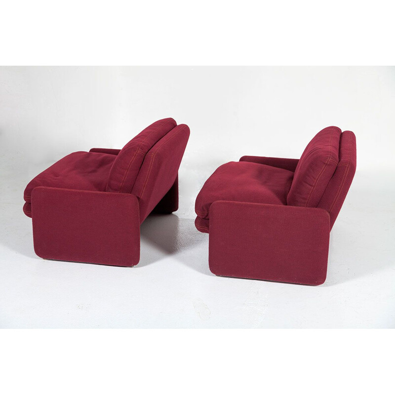 Set of 2 vintage Italian lounge chairs