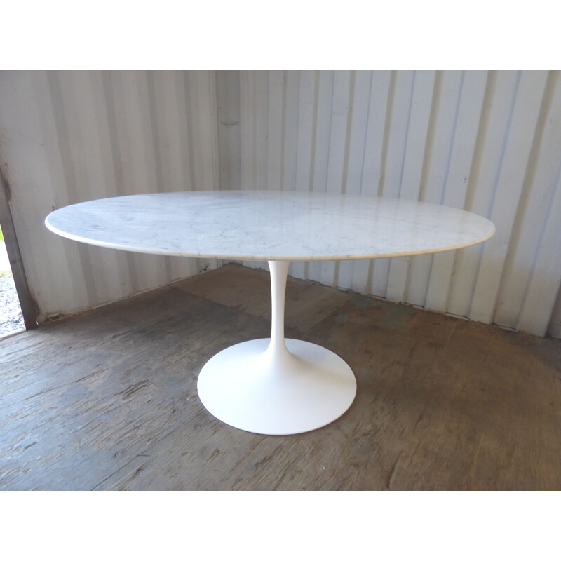 Table vintage white marble carare by Saarinen for Knoll 137 cm