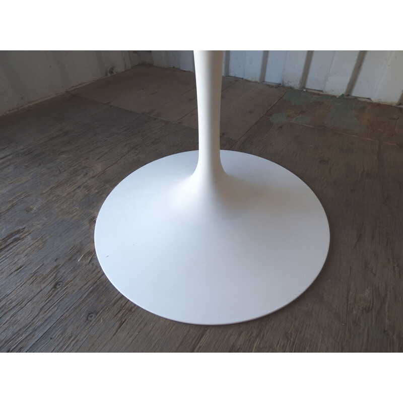 Table vintage blanche en marbre de carare par Saarinen pour Knoll 137 cm