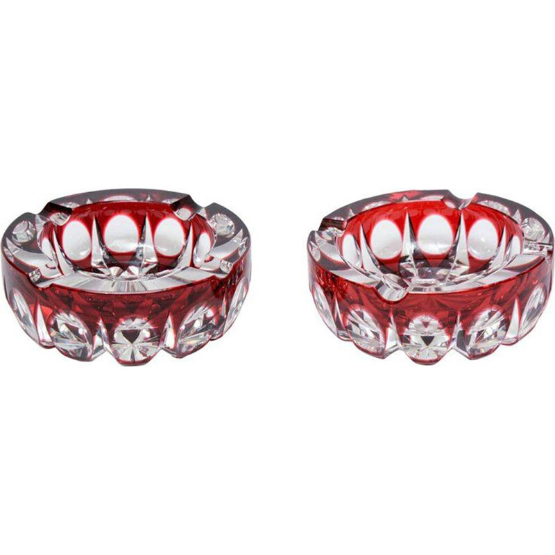 Set of 2 ashtrays in crystal by Saint Louis