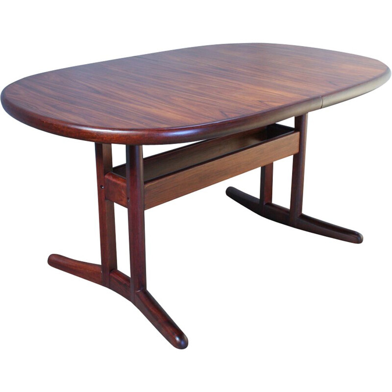 Vintage Danish dining table in rosewood