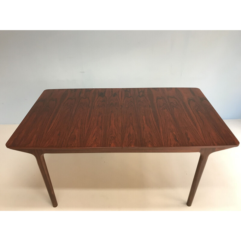 Vintage dining table McIntosh in Rosewood