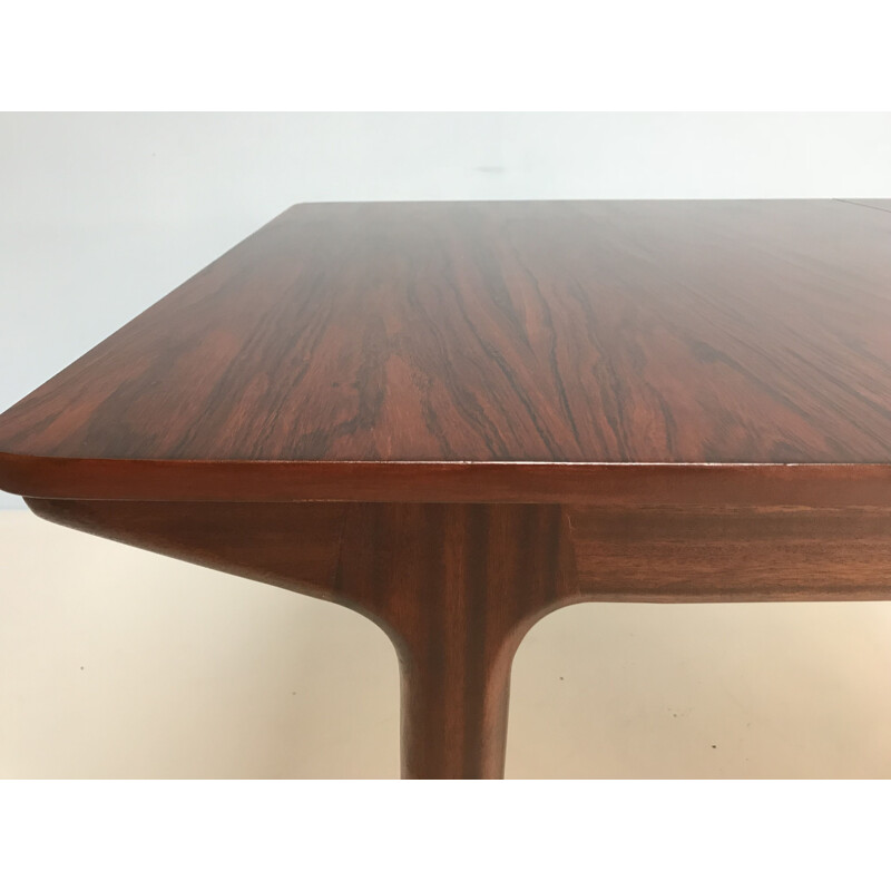 Vintage dining table McIntosh in Rosewood