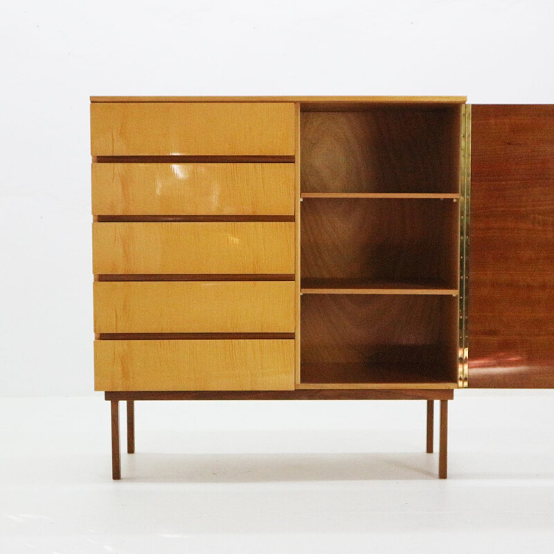 Vintage chest of drawers in Maple and Walnut