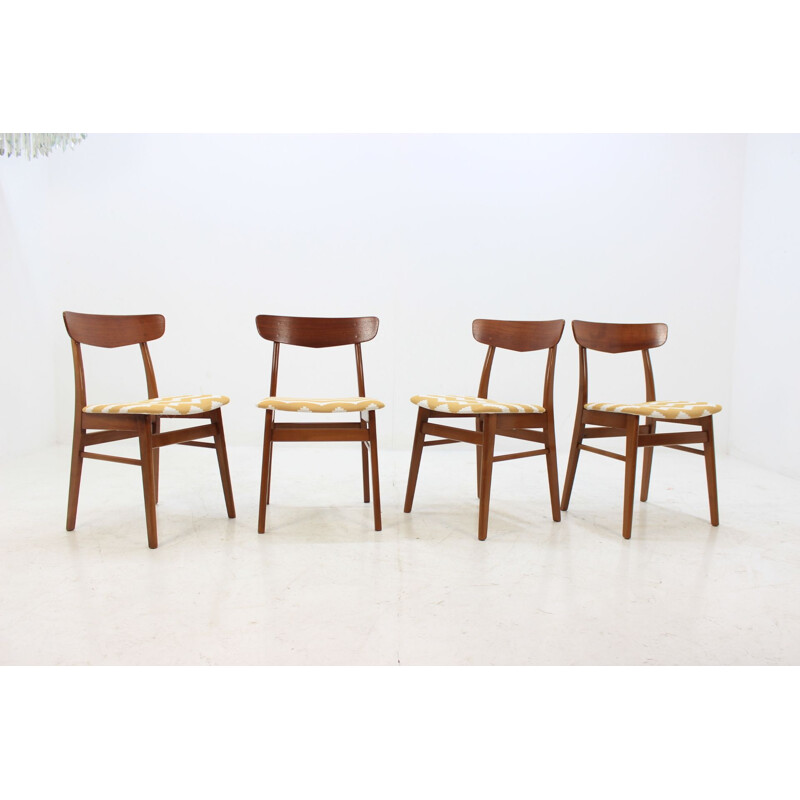 Vintage set of 4 chairs in teak