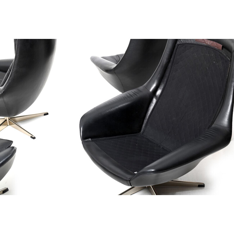 Set of 4 vintage black leather swivel lounge chair by H. W. Klein