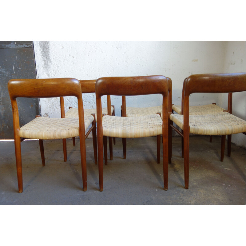 Suite de 6 chaises vintage scandinaves Niels O Moller 1960