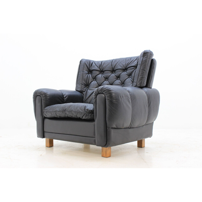Suite de 2 fauteuils vintage en cuir noir 1970