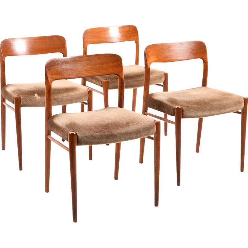 Suite de 4 chaises vintage par Niels O. Moller, modèle 75