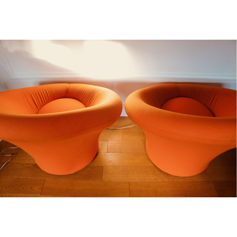 Set of 2 Mushroom armchairs by Pierre Paulin for Artifort Mushroom