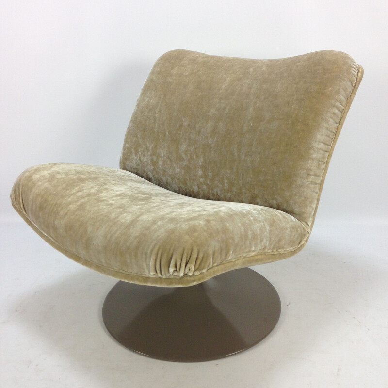 Vintage 504 lounge chair by Geoffrey Harcourt for Artifort