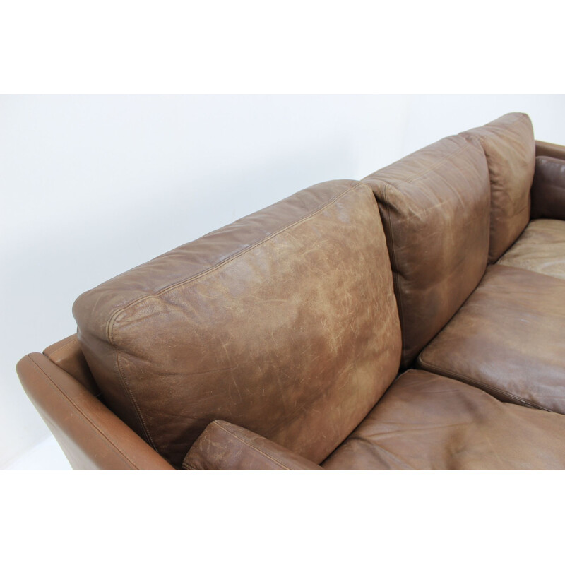 Vintage Danish 3-seater sofa in brown leather by Georg Thams