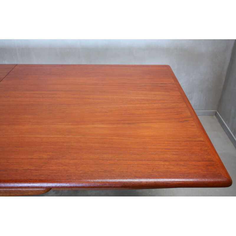 Vintage teak dining table by Arne Hovmand-Olsen for Mogens Kold