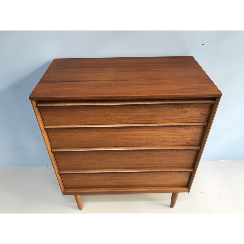 Vintage Austinsuite chest of drawers