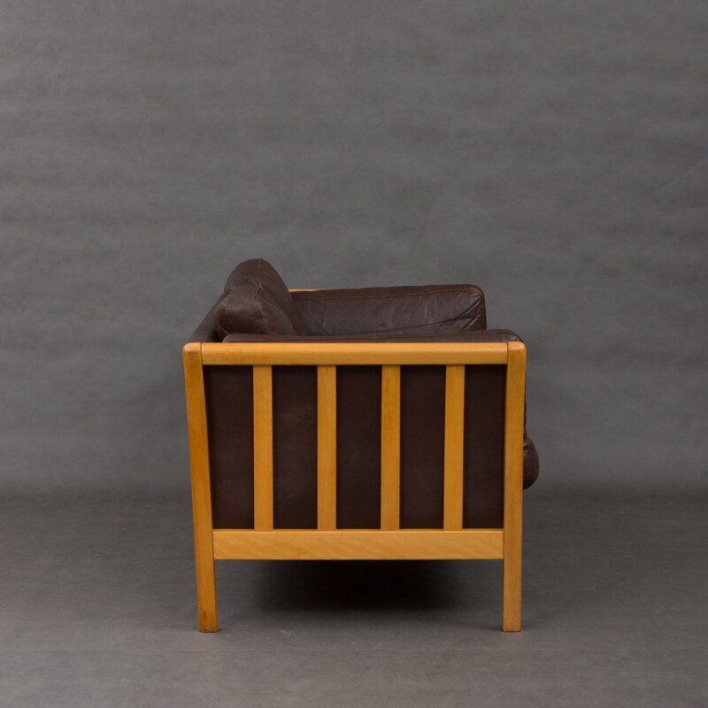 Danish 2-seater sofa in leather and beechwood