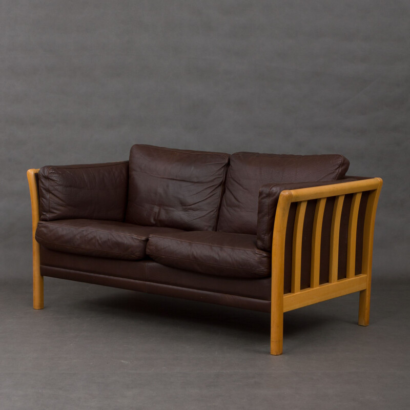 Danish 2-seater sofa in leather and beechwood