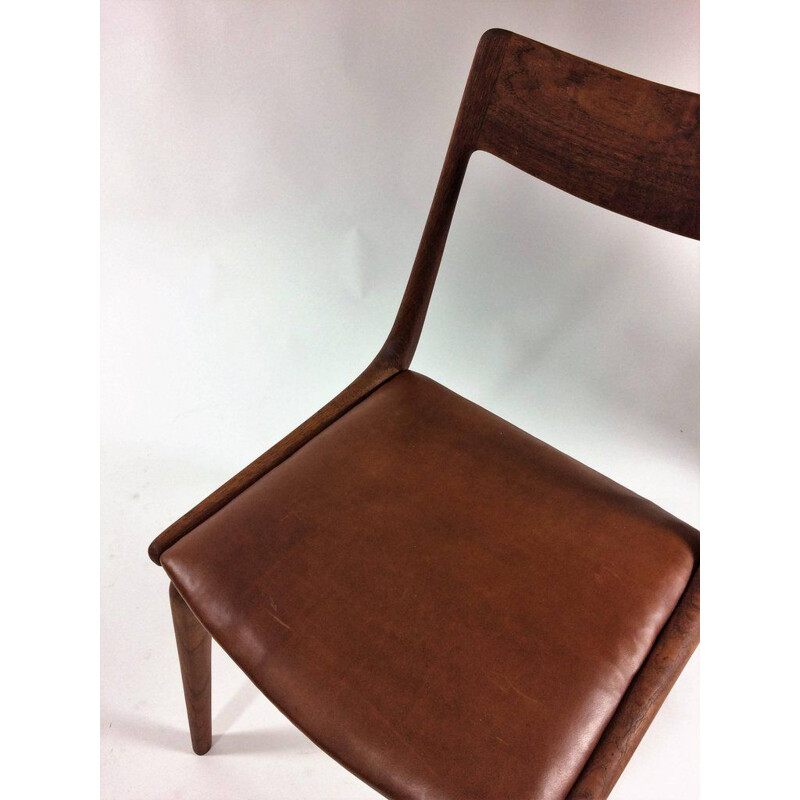 Set of 6 dining chairs in teak by Alfred Christensen