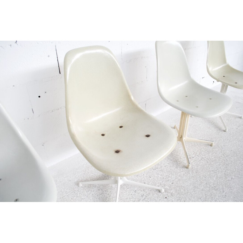 Set of 4 vintage chairs "La Fonda" by Charles & Ray Eames