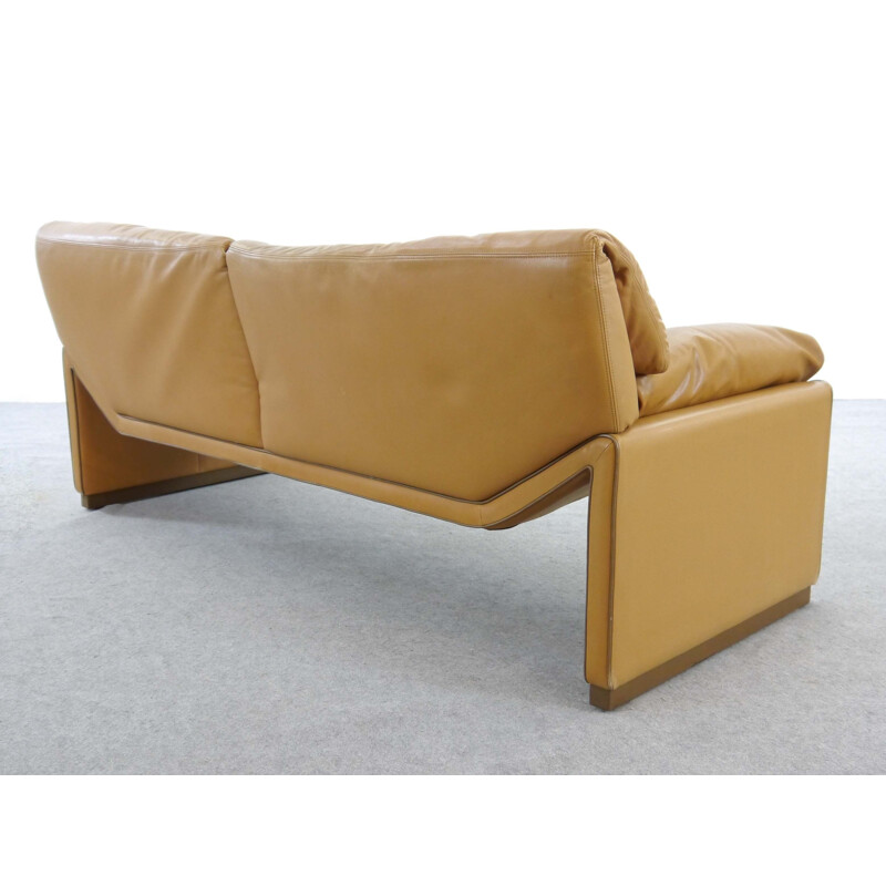 Vintage 2-seaters sofa  in cognac leather by Etienne Aigner