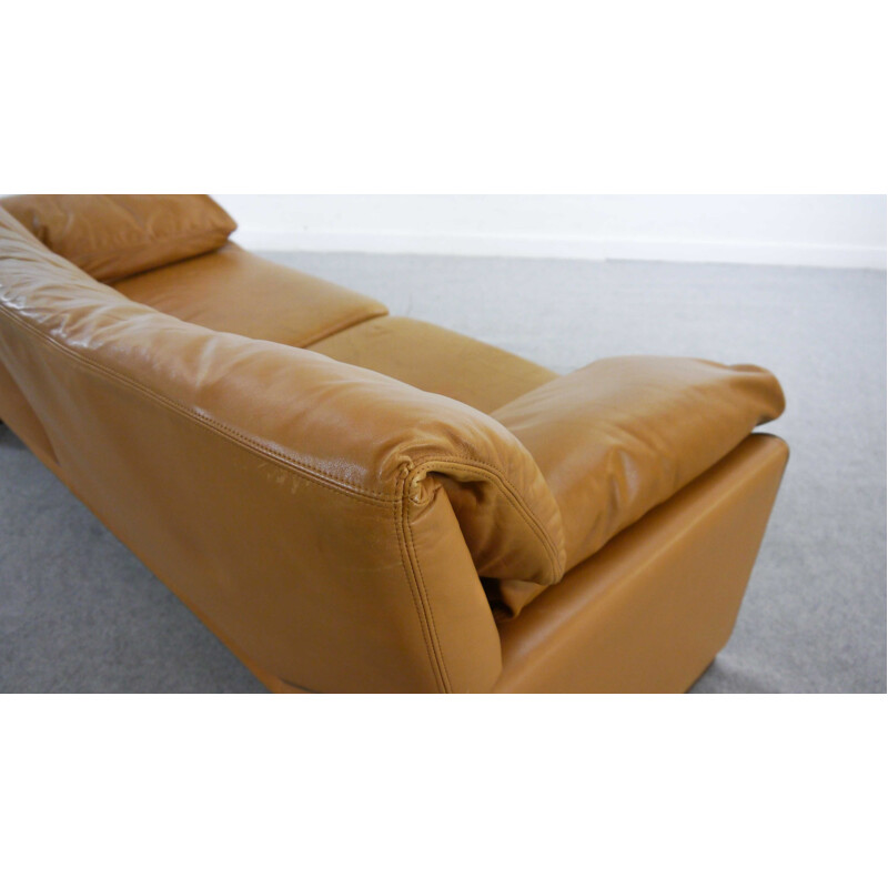 Vintage 2-seaters sofa  in cognac leather by Etienne Aigner