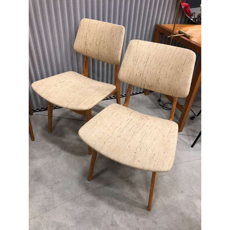 Set of 2 vintage chairs in wool and oak 1950