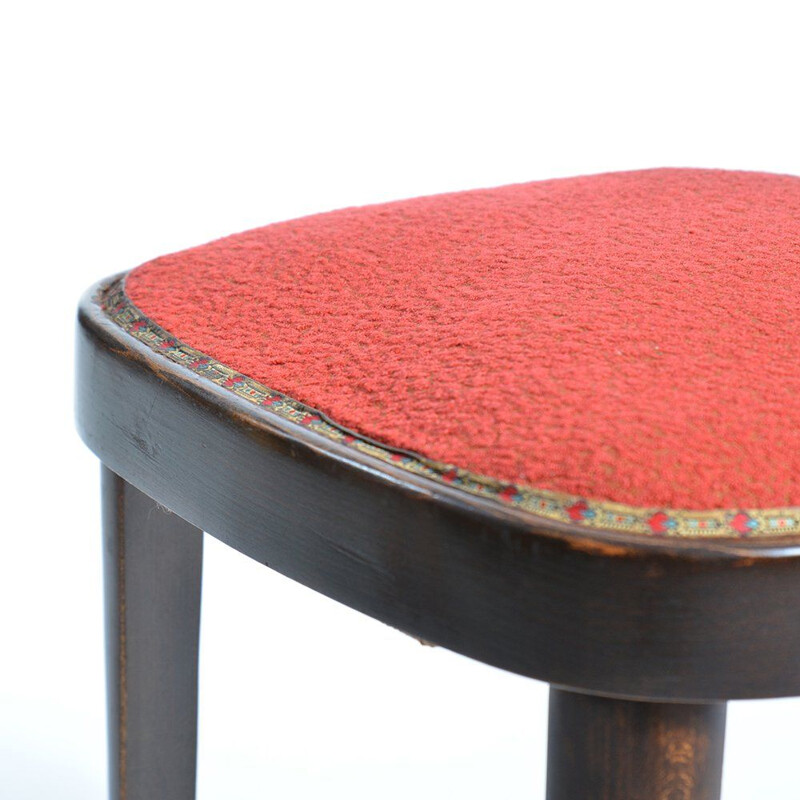 Vintage rode houten stoel