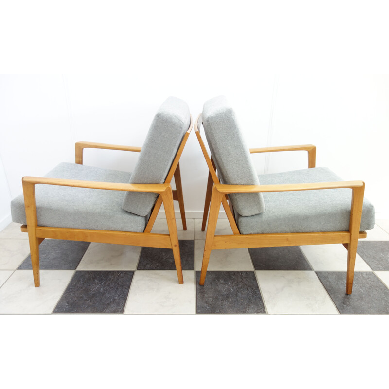 Set of 2 vintage grey armchairs in wood, by Knoll Antimott