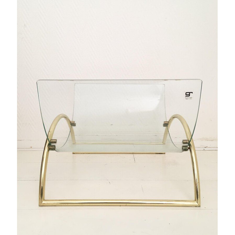 Vintage Italian magazine rack in brass and glass by Galotti and Radice