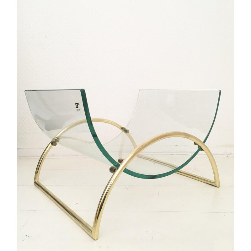 Vintage Italian magazine rack in brass and glass by Galotti and Radice