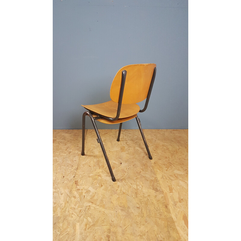 Suite de 6 chaises vintage style industriel ou écolier 1960