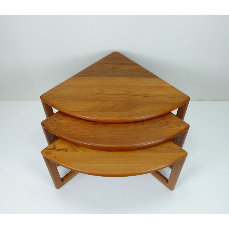 Set of 3 vintage Danish nesting tables in solid teak