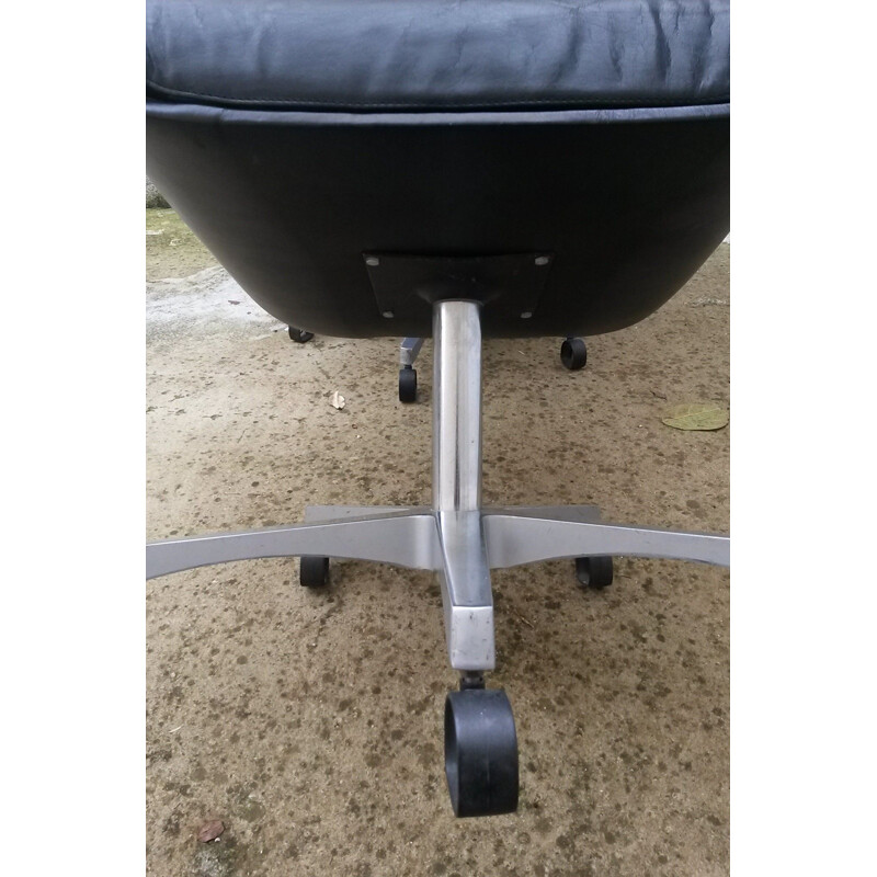 Pair of vintage brazilians armchairs in leather and aluminium