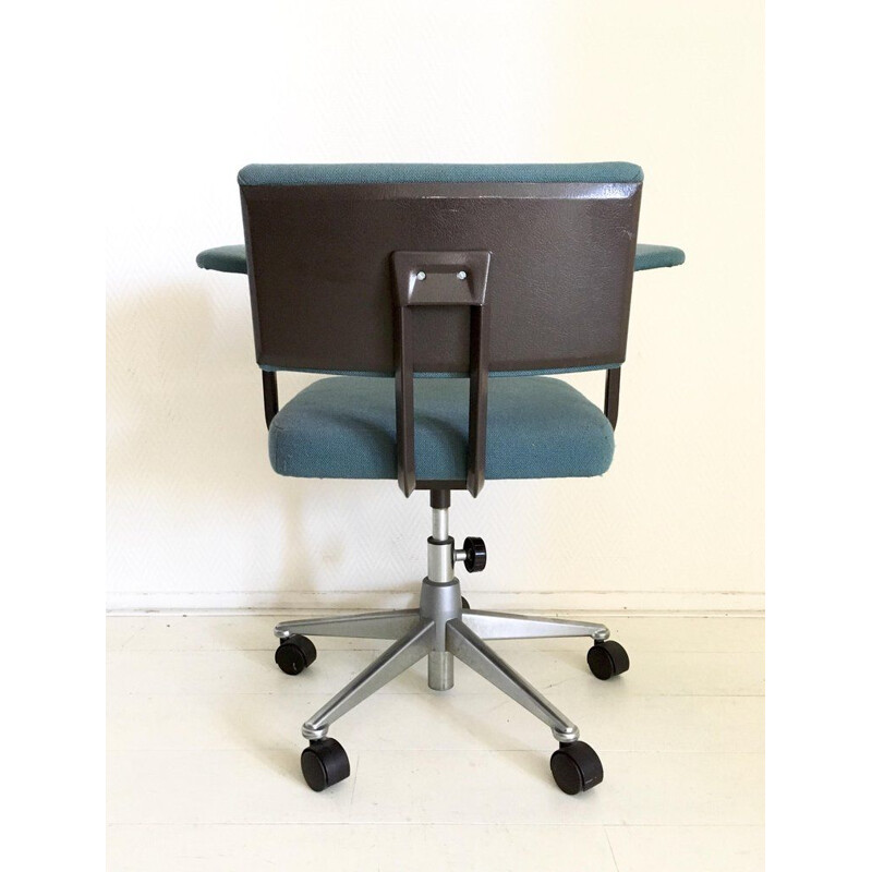 Vintage industrial blue desk chair model Resort by Friso Kramer for Ahrend