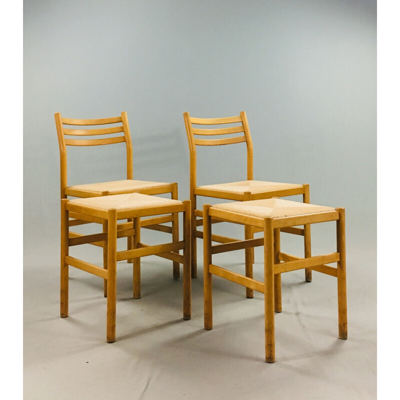 Set of 2 vintage chairs and 2 stools in beech and straw by Pierre Gautier Delaye