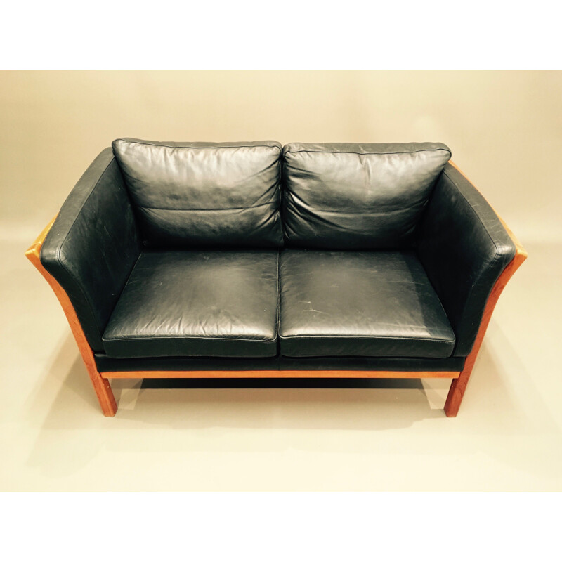 Vintage Scandinavian 2-seater sofa in black leather