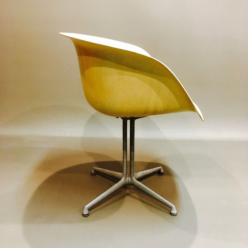 Vintage white chair "La Fonda" by Charles & Ray Eames for Herman Miller