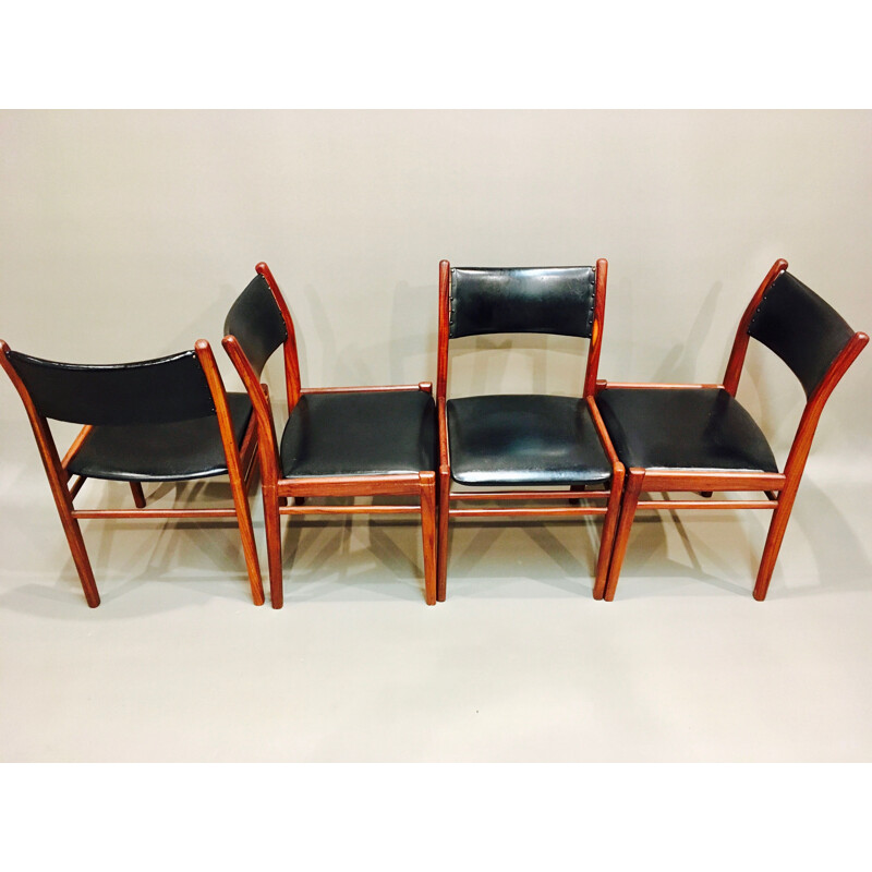 Set of 4 Scandinavian design dining chairs