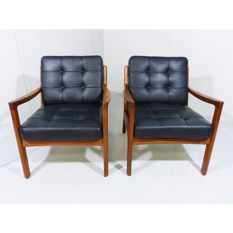 Pair of armchairs in wood and black leather, Ole WANSCHER - 1950s