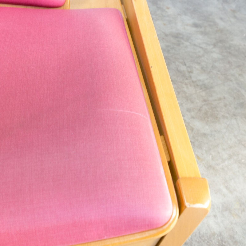 Vintage lounge chair argos in plywood and pink fabric for Baumann