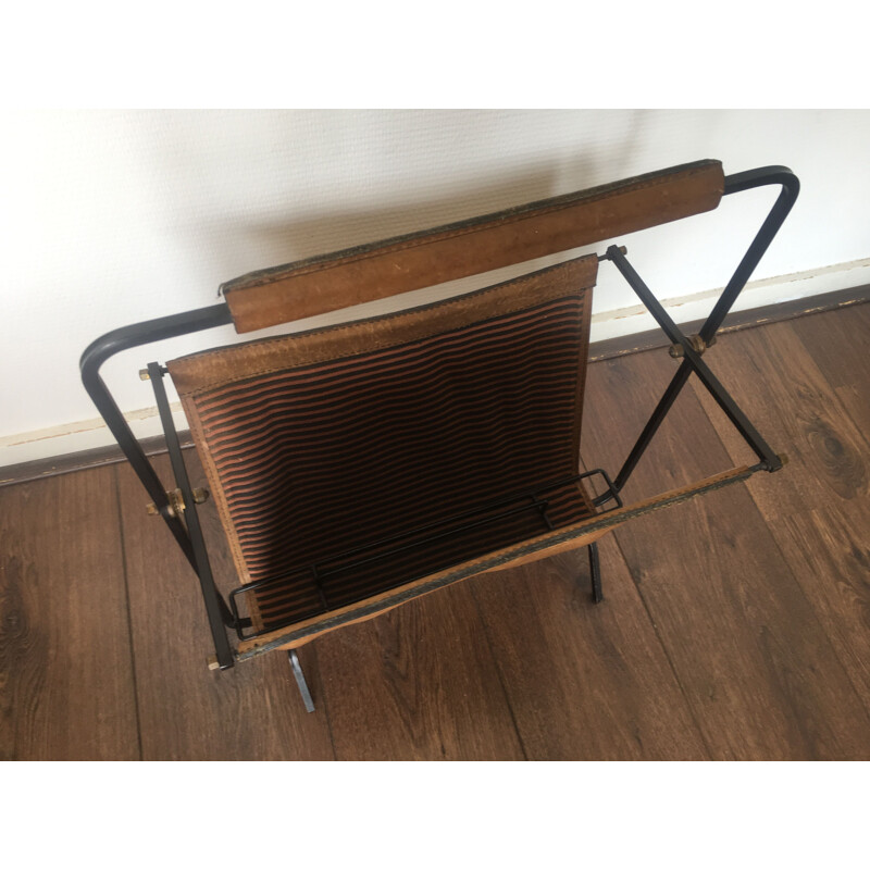 Vintage brown magazine rack