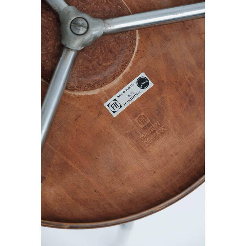 Suite de 2 tabourets vintage empilables par Arne Jacobsen